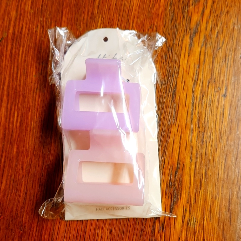 Ettika claw clips